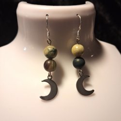 Luna Cult �reringe - M�ne m. Jade Perler