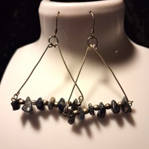 Luna Cult �reringe - Trekant m. Lapis Lazuli