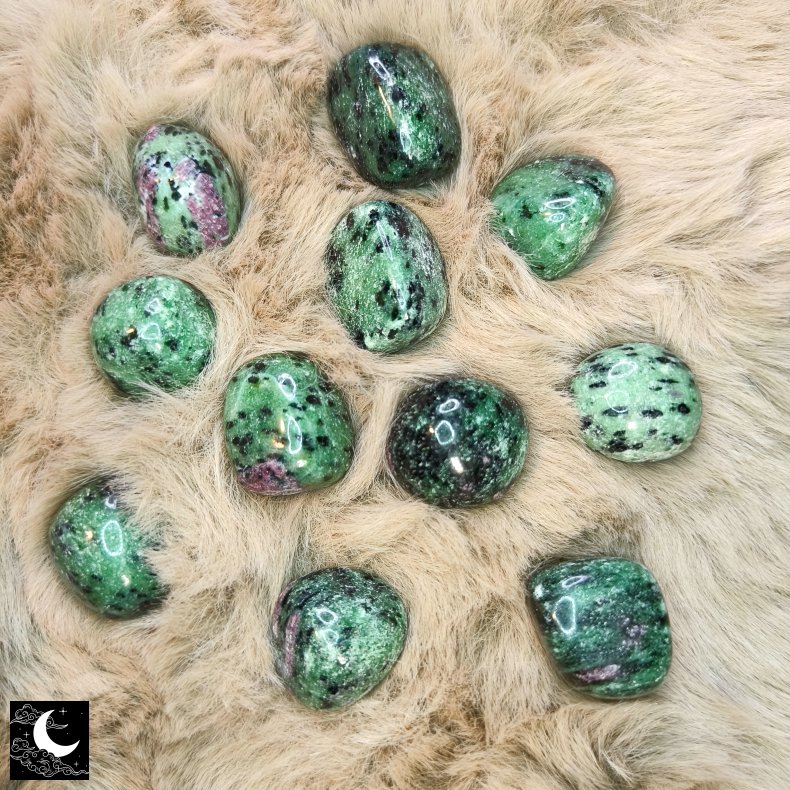 Ruby Zoisite Lommesten