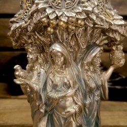 Triple Goddess Gudinde Statue