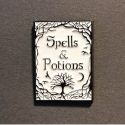 Emalje Pin "Spells &amp; Potions"