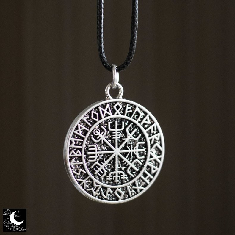 "Vegvisir Compass" Halsk�de